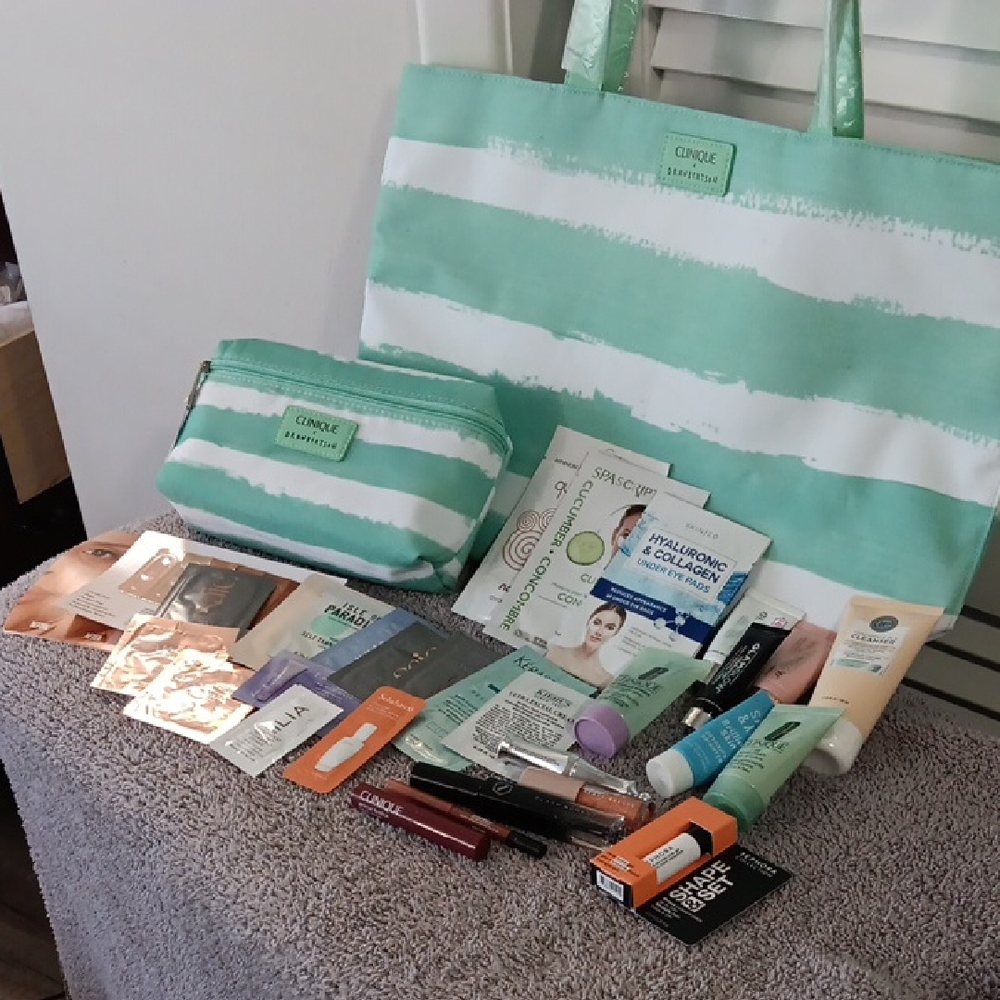 Clinique Mint Green Striped Tote and Pouch Gift Set with Assorted Makeup Samples